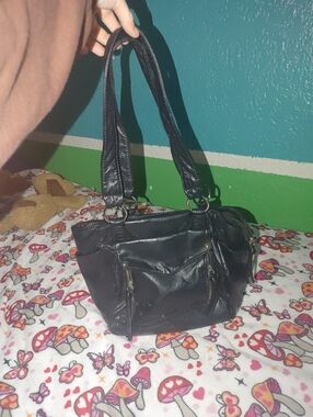 Black Leather Shoulder Bag - Women's Tote